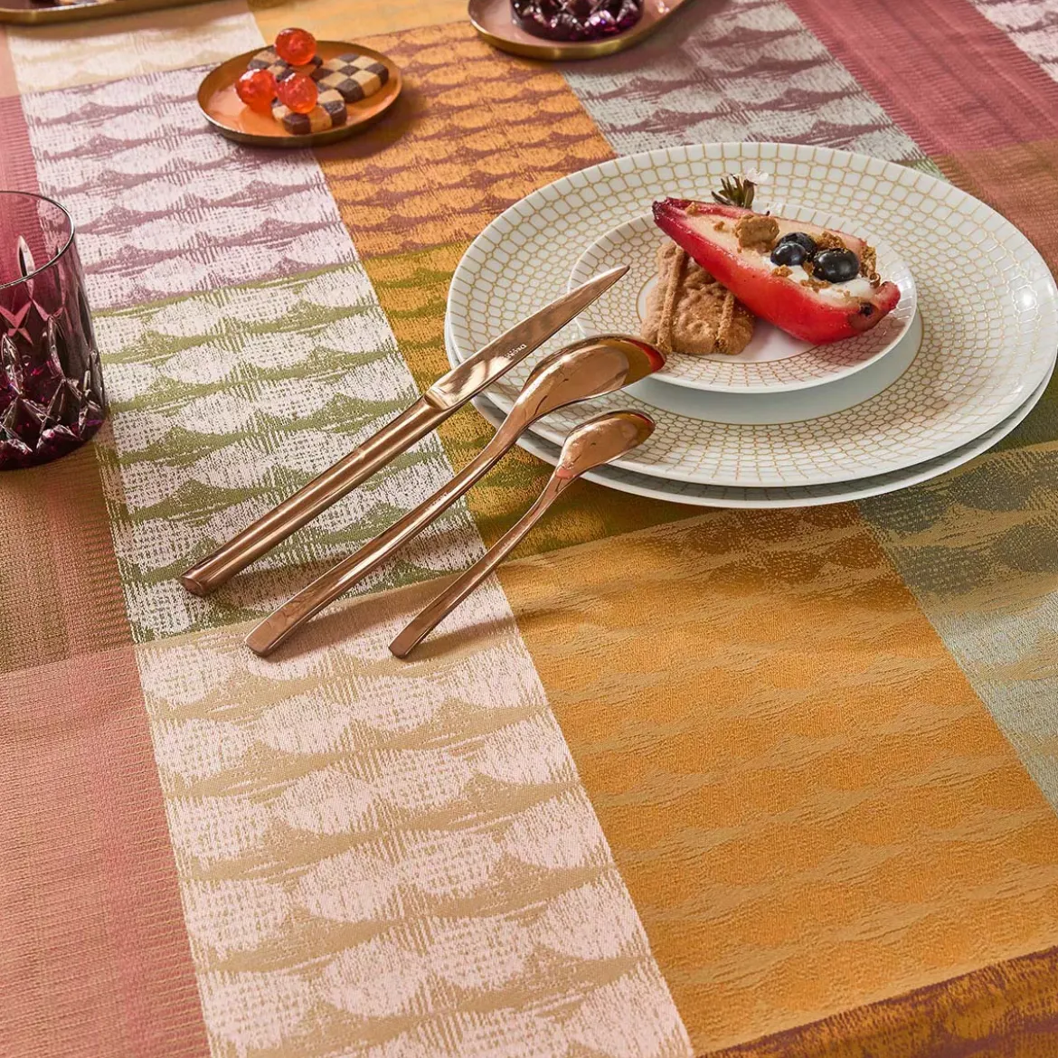 Chemin de table pur coton motif jacquard vert orange Mille halos prunus
