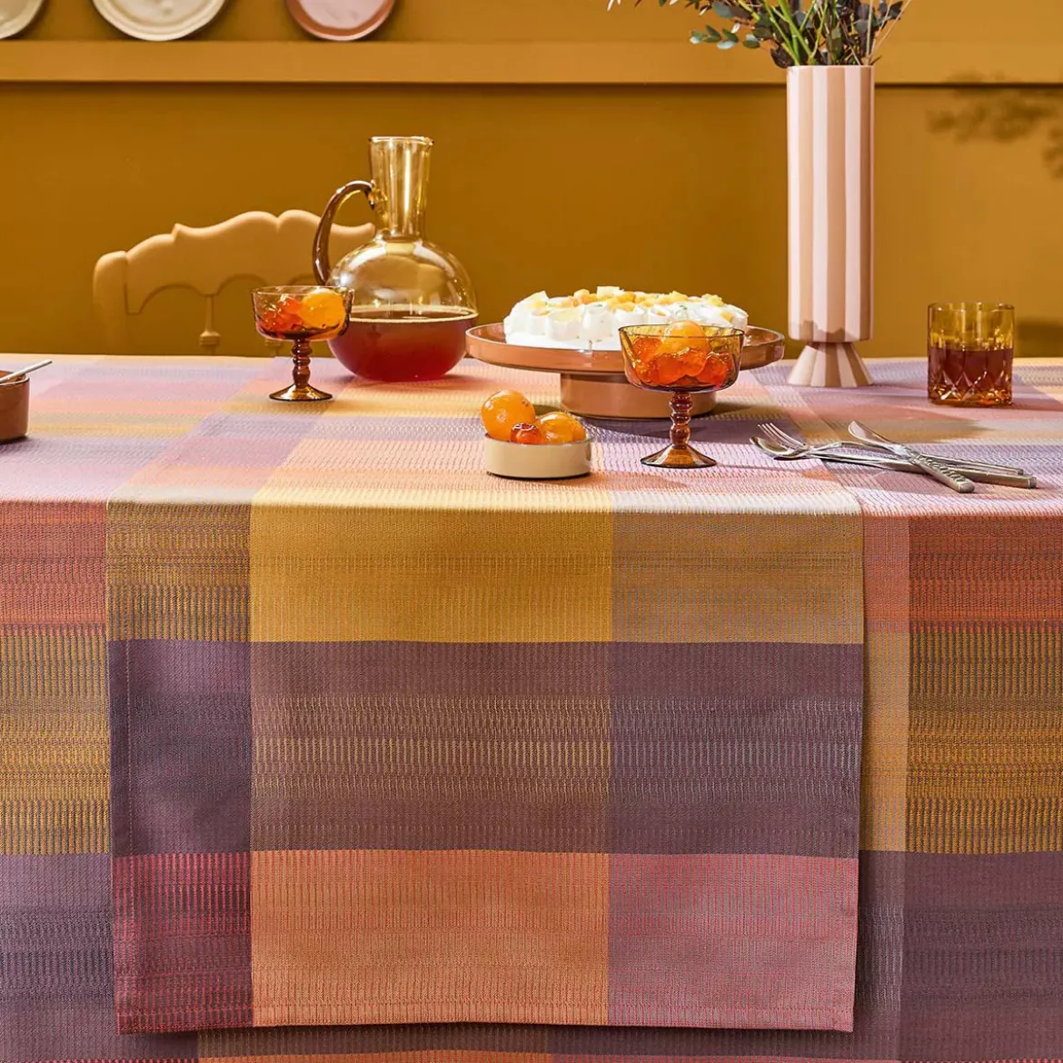 Chemin de table pur coton motif jacquard violet Mille ecossais velvet