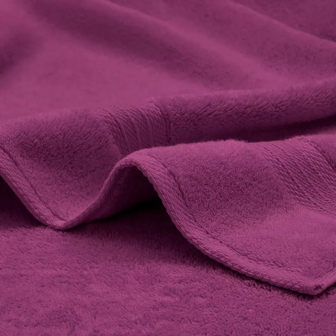 Drap de douche pur coton 550 g/m² uni violet Elea raisin
