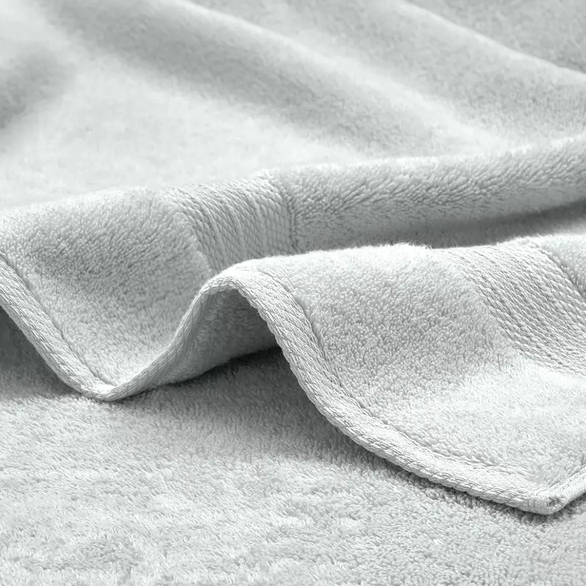 Drap de douche pur coton 550 g/m² uni gris Elea nuage