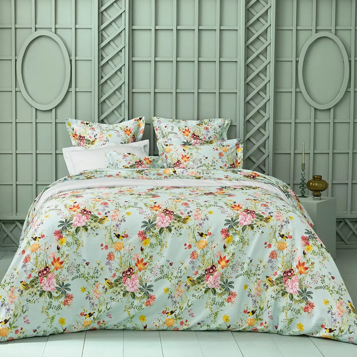 Drap housse b35 satin de coton imprimé multicolore Primavera vert d'eau