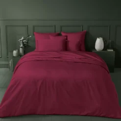 Drap housse b40 satin de coton uni rouge Ava uni dahlia