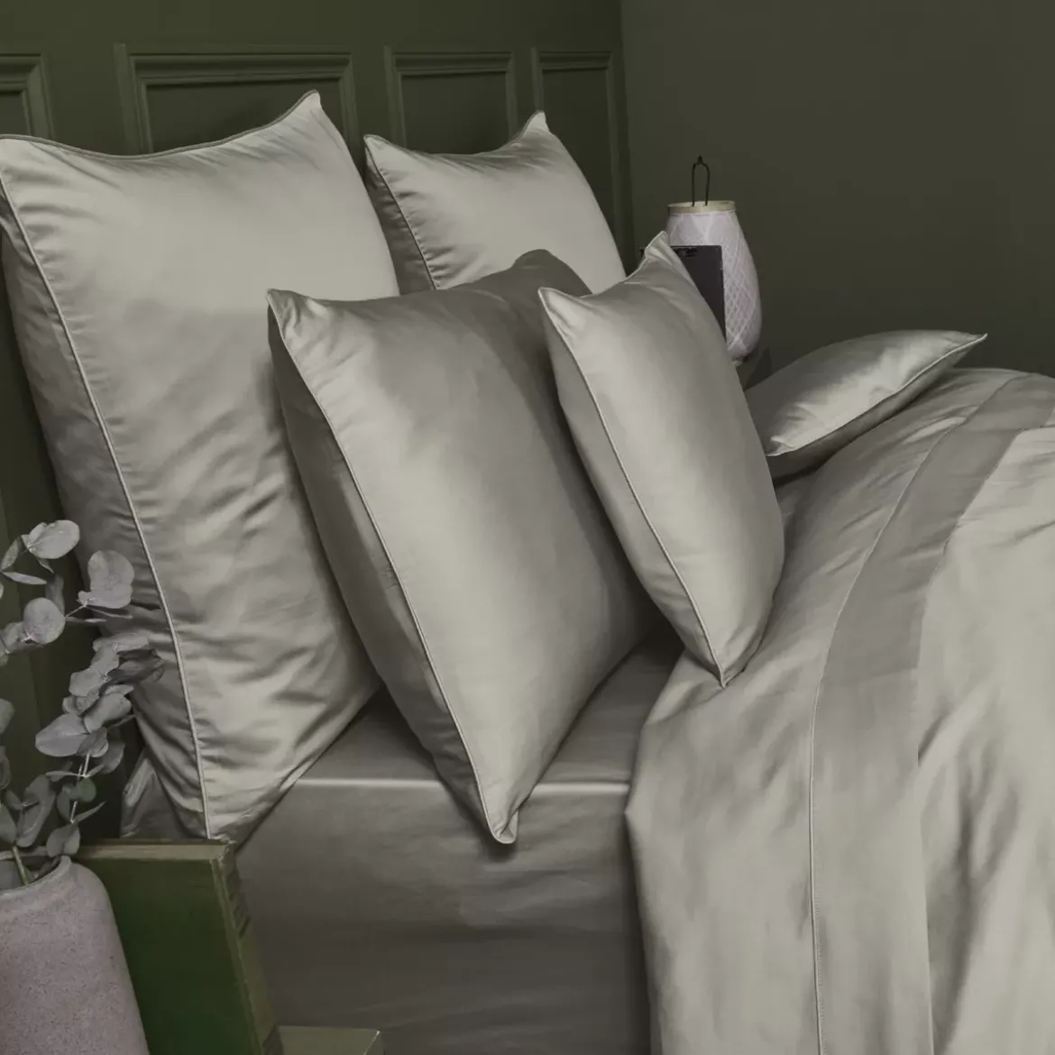 Drap housse b30 satin de coton uni beige Ava uni taupe