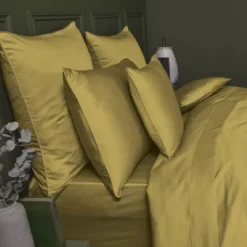 Drap housse b30 satin de coton uni or Ava uni curry