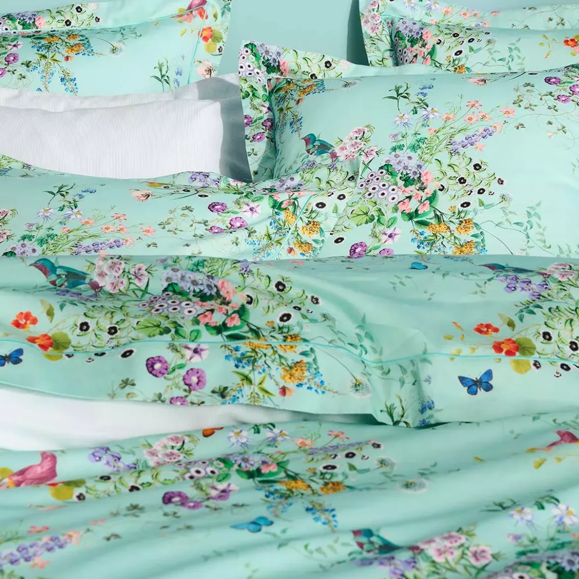 Drap plat satin de coton 115 g/m² imprimé bleu vert Le printemps azur