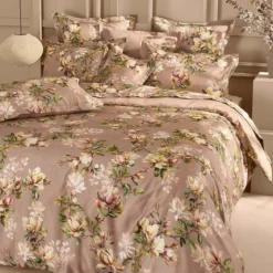 Drap plat satin de coton imprimé rose Magnolias rose fume