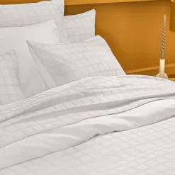 Drap plat satin de coton motif jacquard blanc Allegria neige