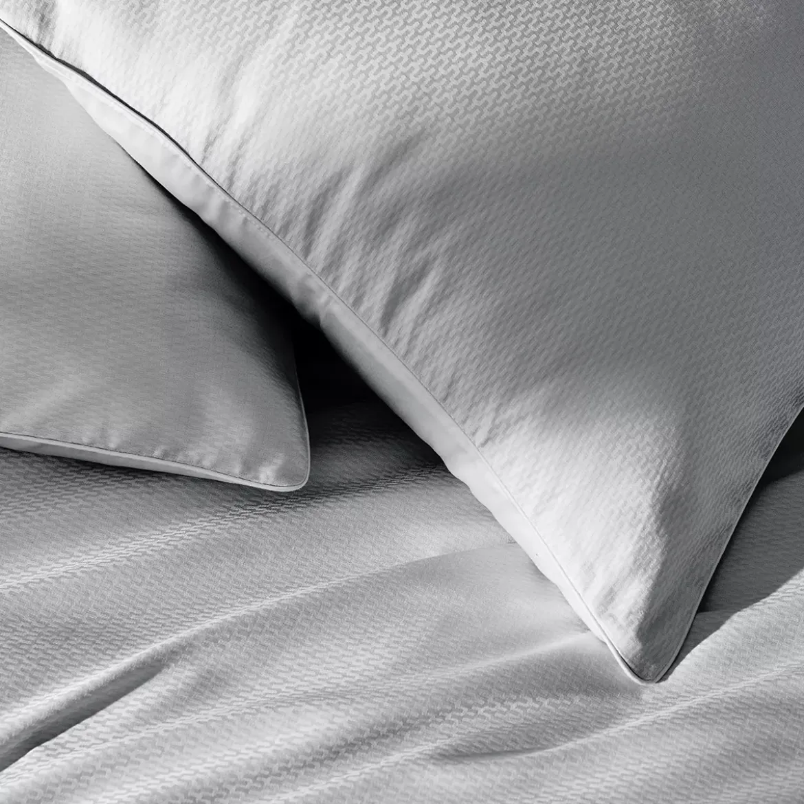 Housse de couette satin de coton motif jacquard gris Vibrato glacier
