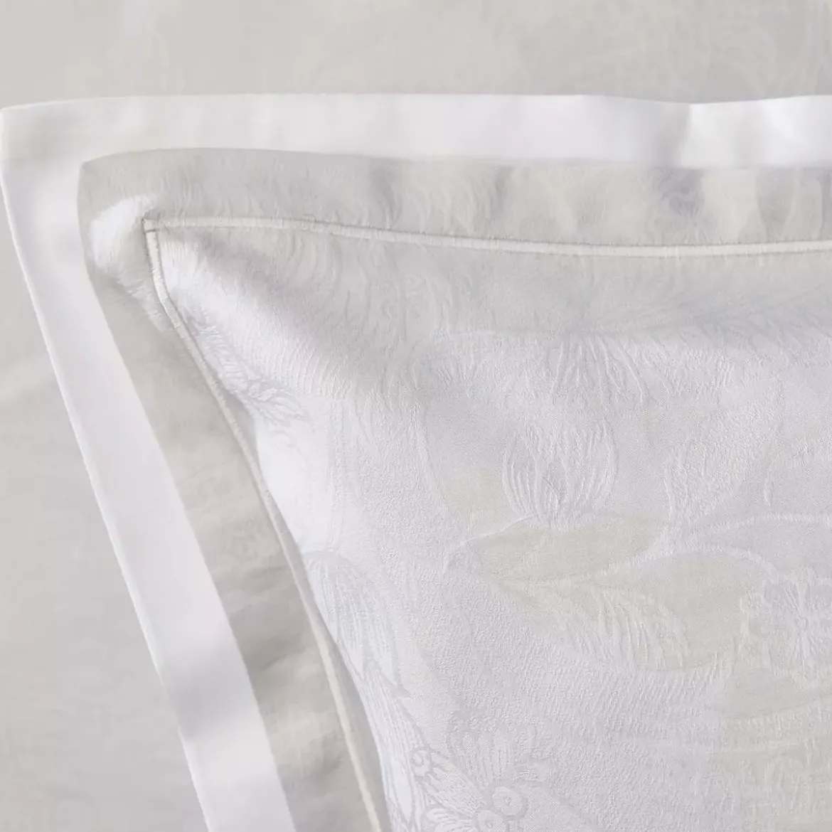 Housse de couette satin de coton motif jacquard blanc Alexandria diamant