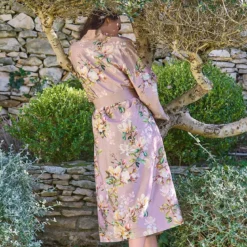 Kimono long satin de coton 115 g/m² imprimé rose ivoire Magnolias rose fume