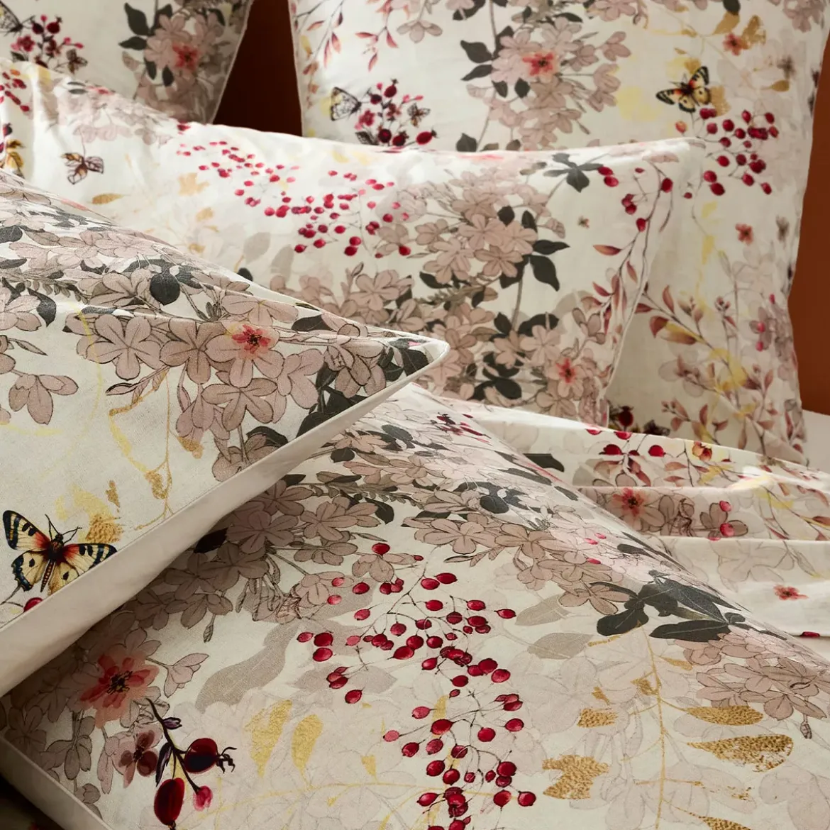 Lot de 2 taies percale de coton lavé 115 g/m² imprimé beige bordeaux Vintage flowers cranberry