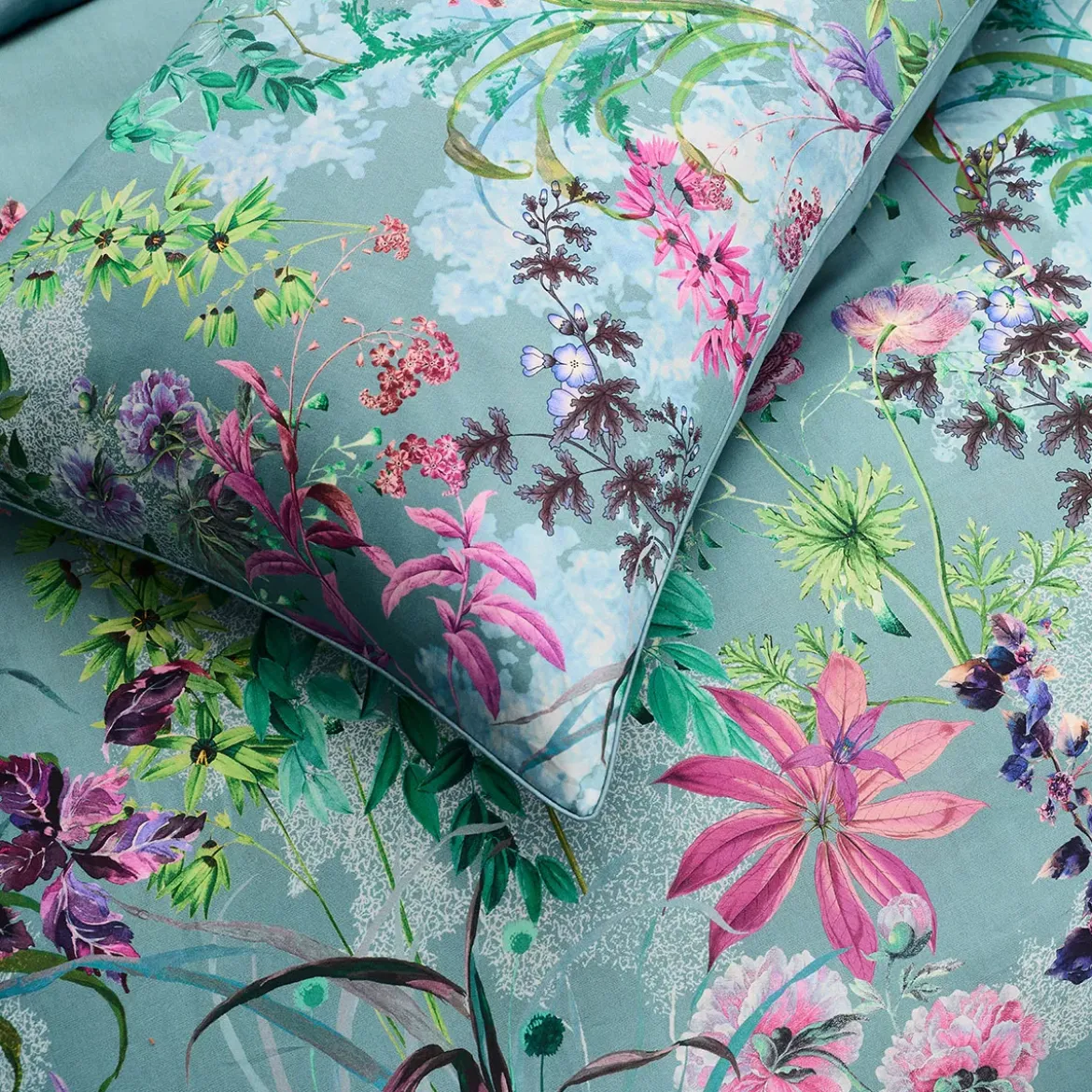 Lot de 2 taies satin de coton 90 fils/cm² 115 g/m² imprimé bleu violet Ombres boisees givre