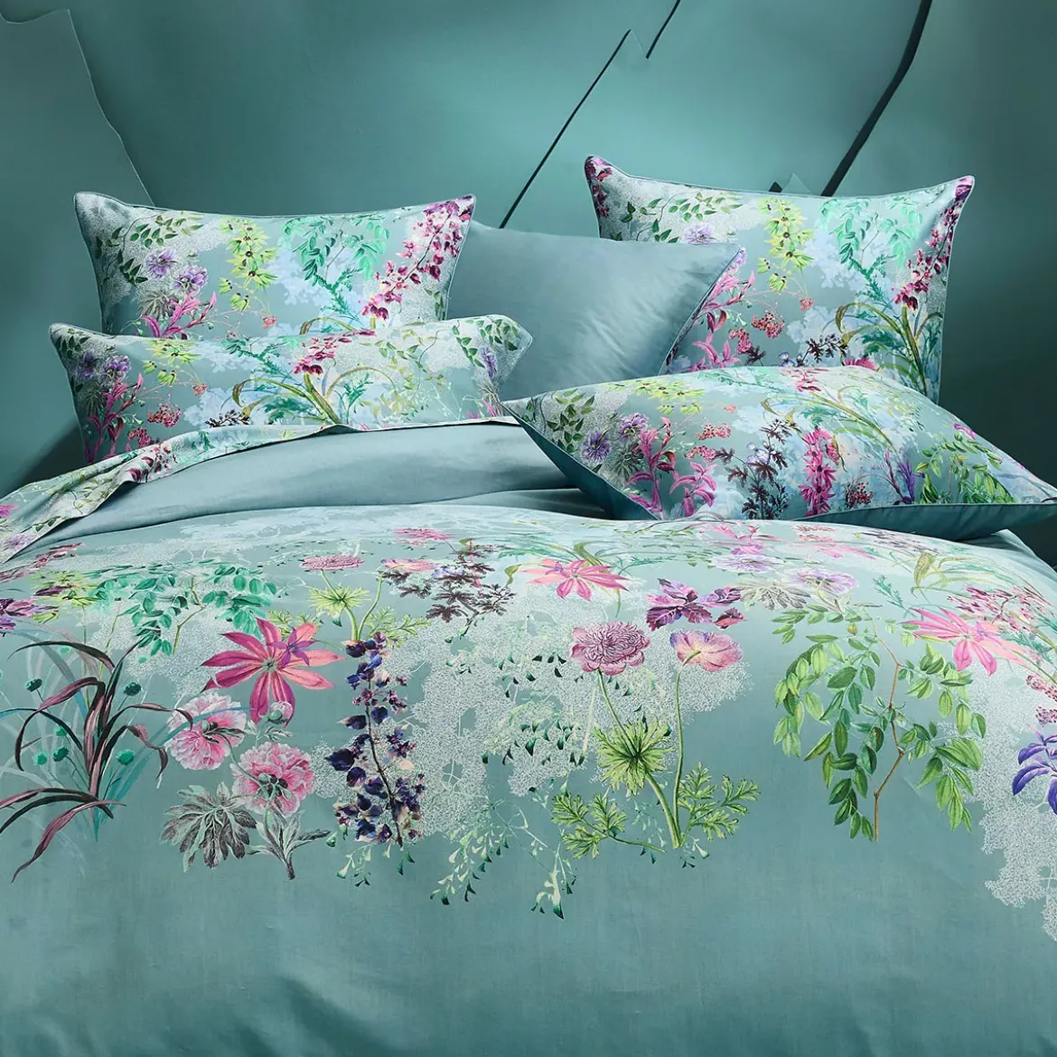 Lot de 2 taies satin de coton 90 fils/cm² 115 g/m² imprimé bleu violet Ombres boisees givre