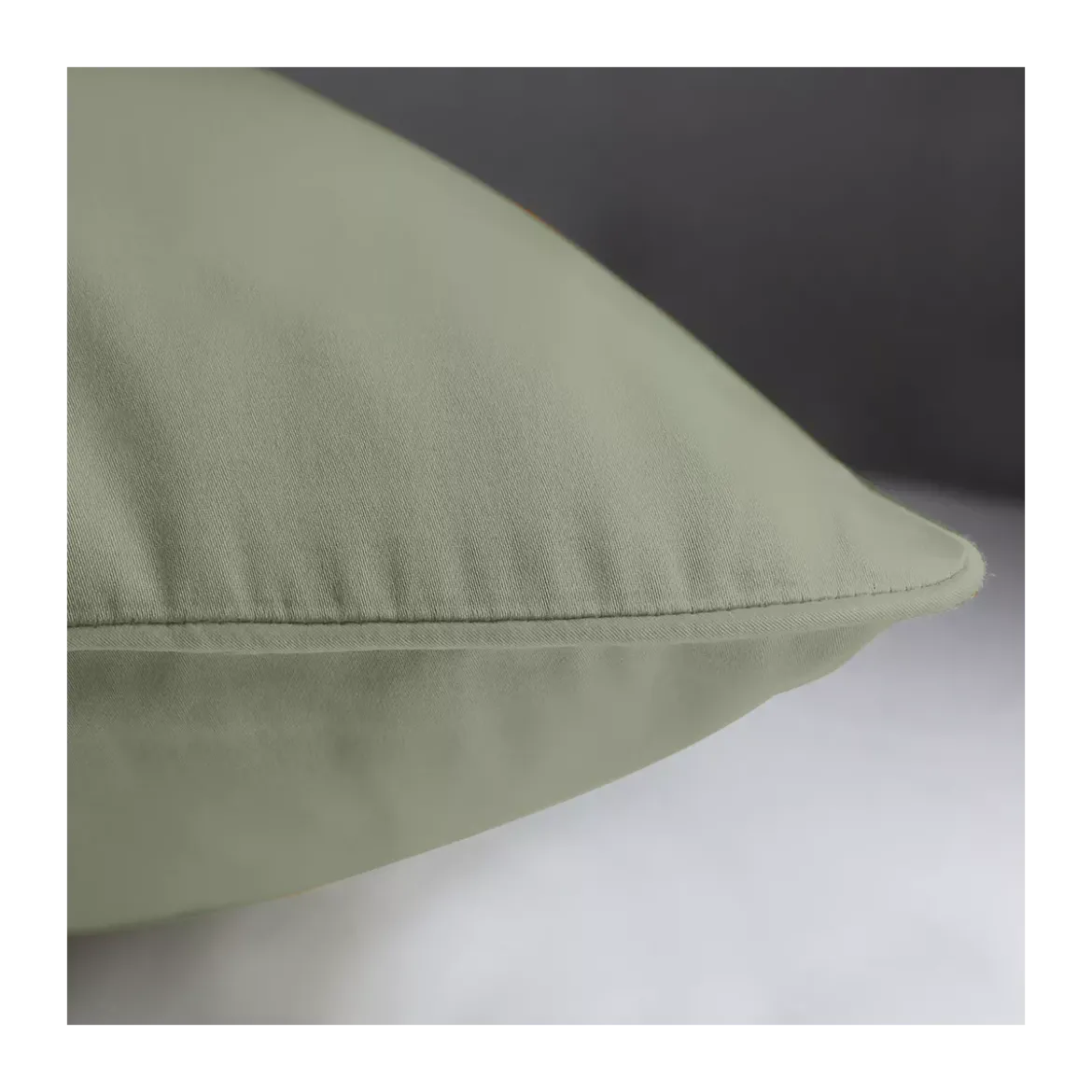 Lot de 2 taies satin de coton uni vert Ava uni lichen