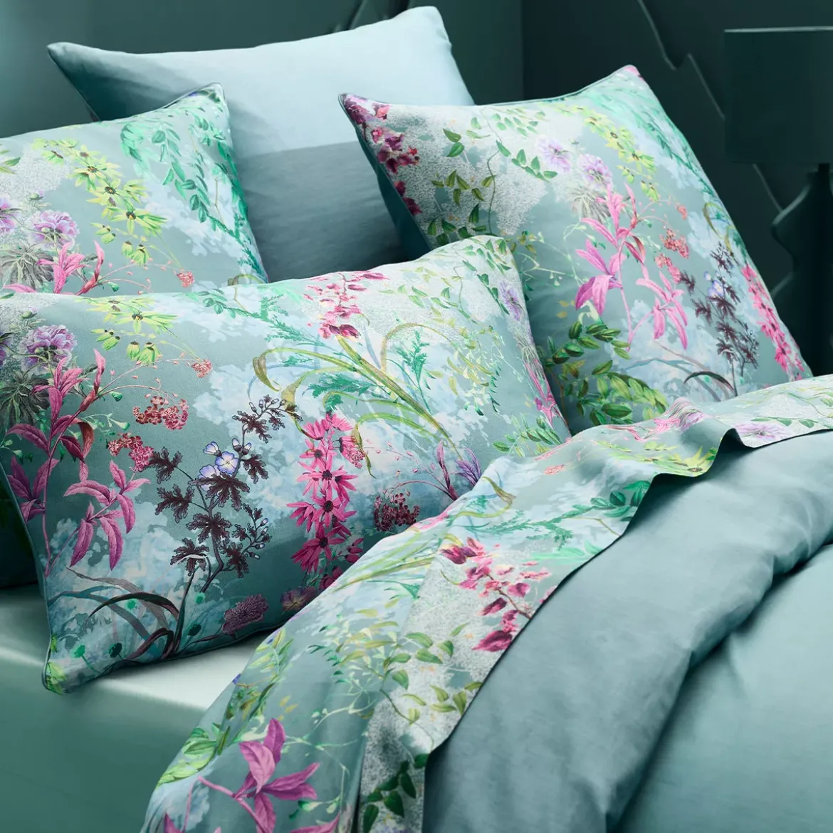 Lot h.couette +taies satin de coton 90 fils/cm² 115 g/m² imprimé bleu violet Ombres boisees givre