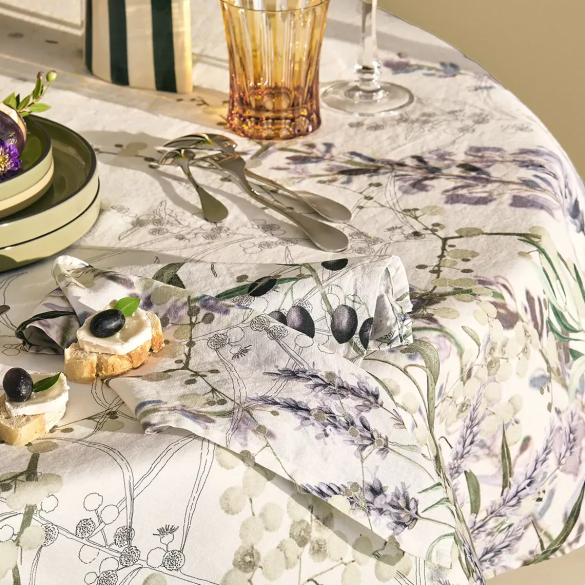 Nappe lin & coton lavé 150 g/m² imprimé violet Parfum de lavande mauve