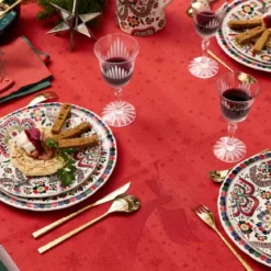 Nappe pur coton antitache 220 g/m² motif jacquard vert rouge Noel magique houx