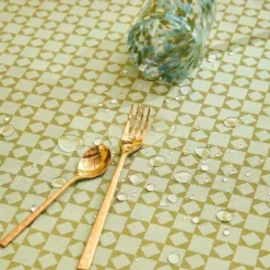 Nappe pur coton antitache 220 g/m² motif jacquard vert Le sud vert