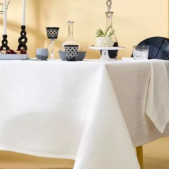 Nappe pur coton antitache 220 g/m² motif jacquard blanc Le cercle blanc