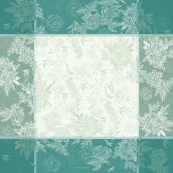 Nappe pur coton antitache motif jacquard vert Jardin de pivoines vert