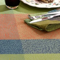 Nappe pur coton enduit 220 g/m² motif jacquard vert orange Mille baies shetland