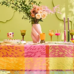 Nappe pur coton enduit 220 g/m² motif jacquard rose vert Mille sources berlingot