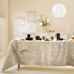 Nappe pur coton enduit motif jacquard beige Mille ginkos naturel