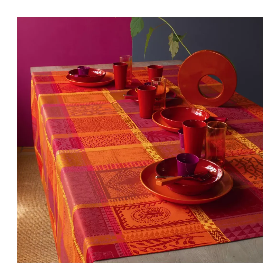 Nappe pur coton enduit motif jacquard orange rouge Mille wax ketchup
