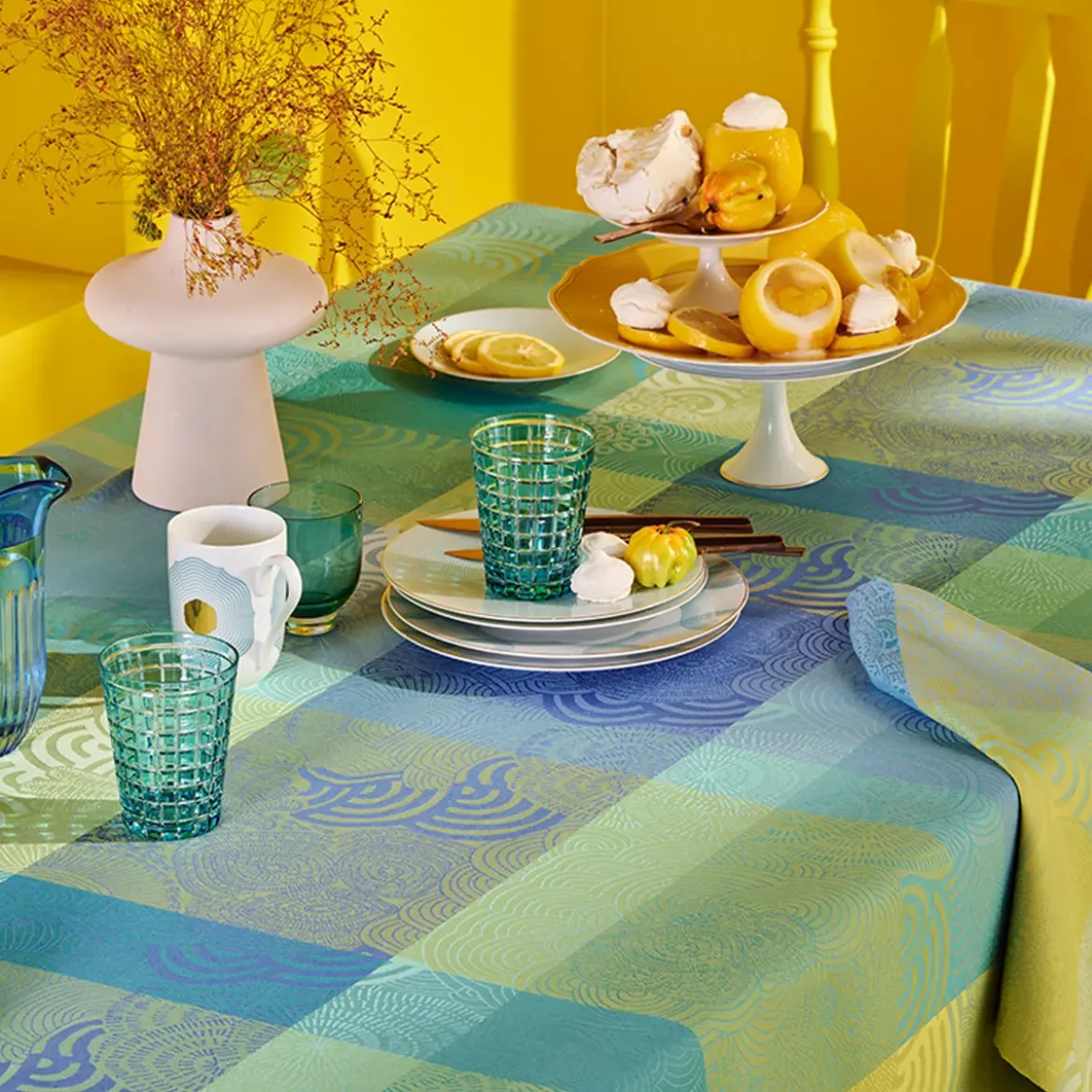 Nappe pur coton enduit motif jacquard bleu Mille rainures atoll