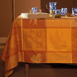 Nappe pur coton enduit motif jacquard orange jaune Mille tutti frutti ocre