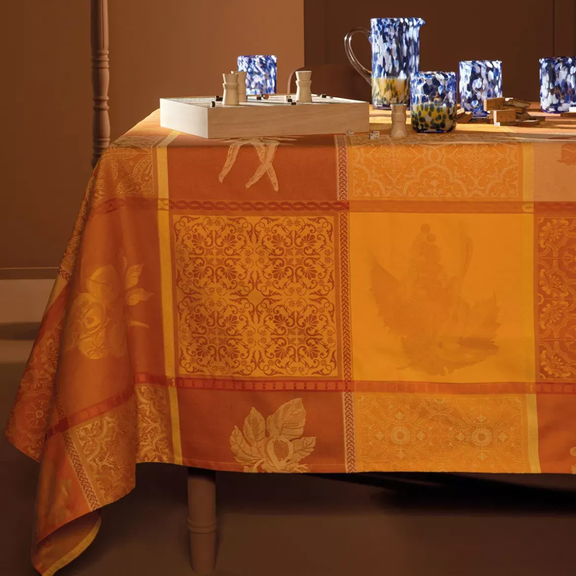 Nappe pur coton enduit motif jacquard orange jaune Mille tutti frutti ocre