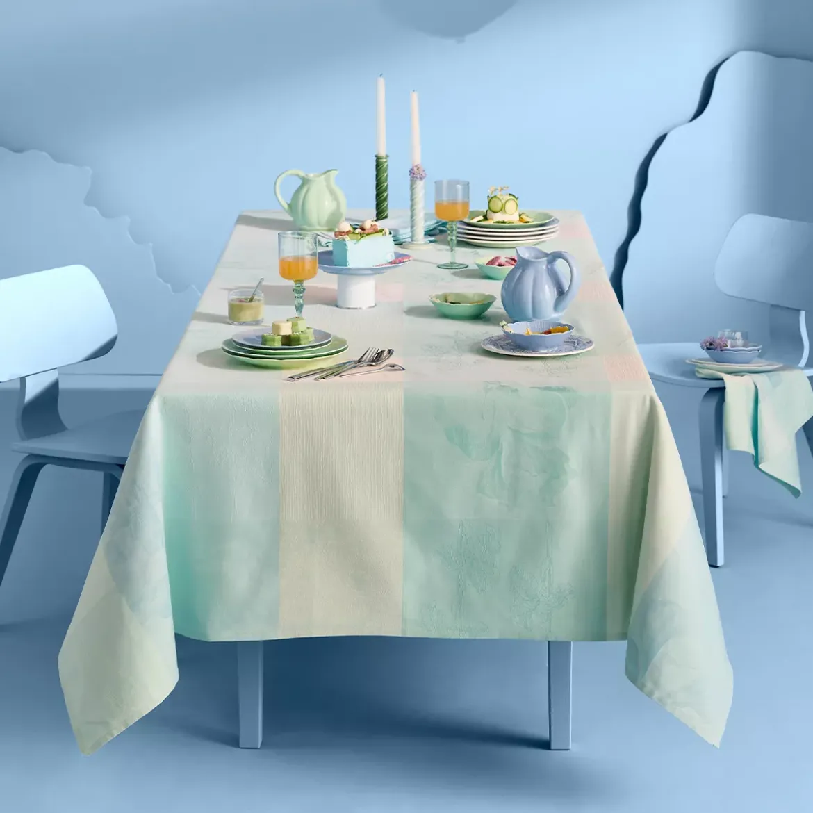 Nappe pur coton 220 g/m² motif jacquard bleu beige Mille iris d'eau aqua