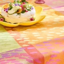 Nappe pur coton 220 g/m² motif jacquard rose vert Mille sources berlingot