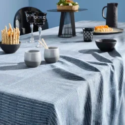 Nappe pur coton lavé motif jacquard bleu Denim indigo