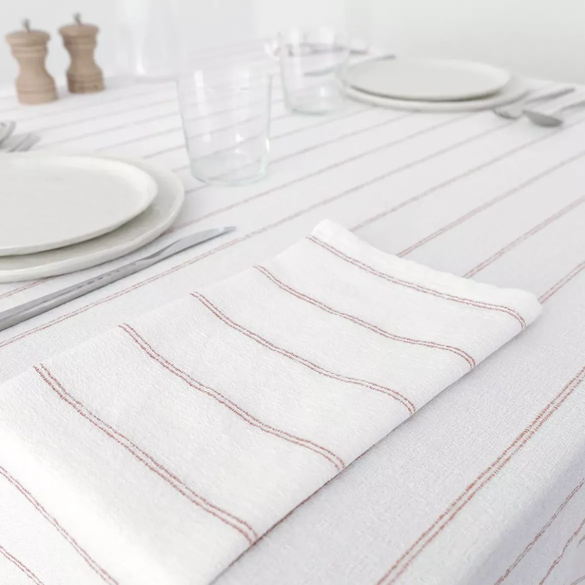 Nappe pur coton lavé motif jacquard blanc orange Rimini terracotta