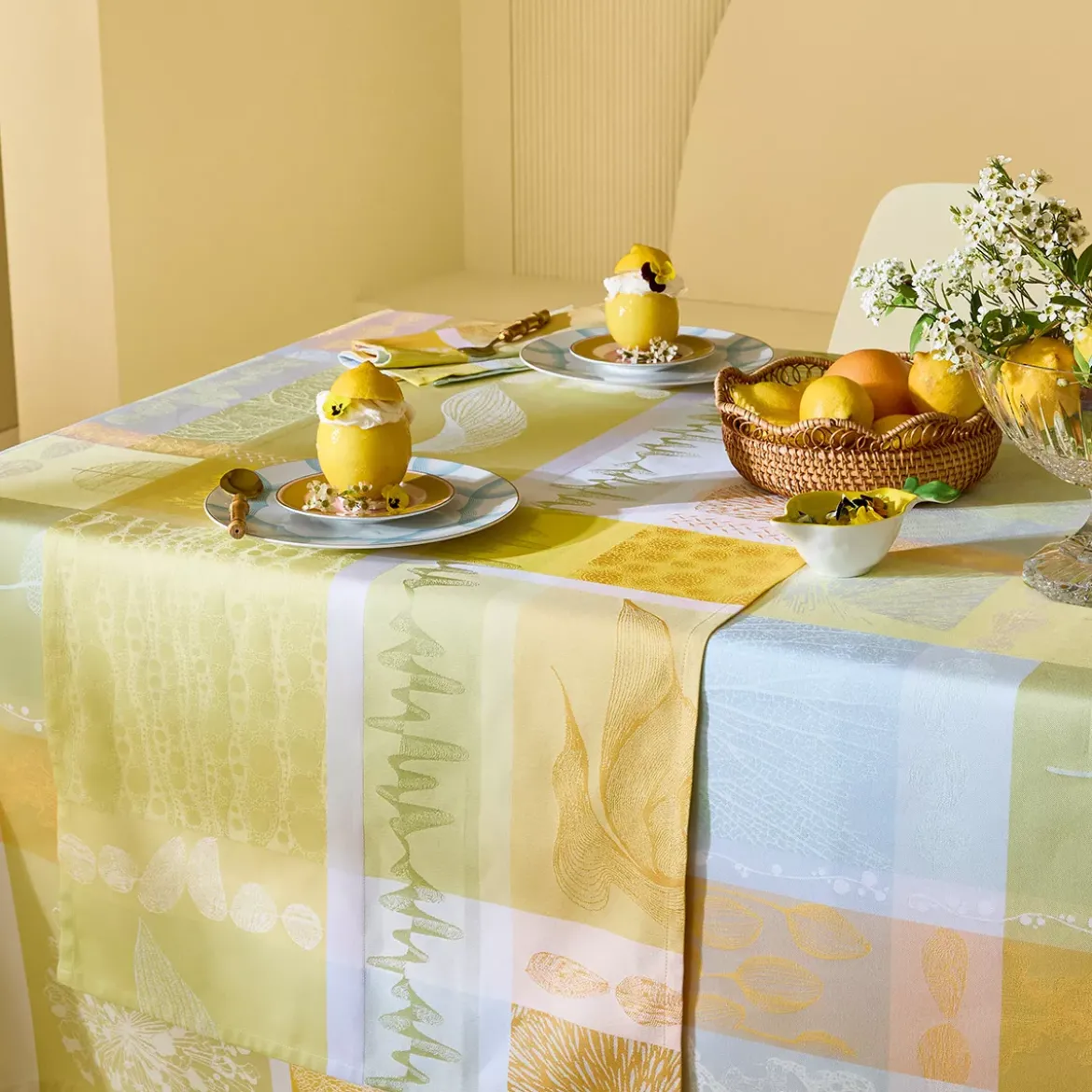 Nappe pur coton motif jacquard jaune vert Mille lieues aube