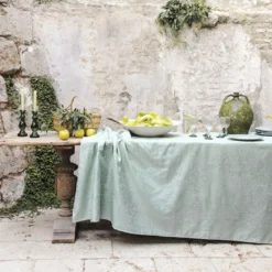 Nappe pur coton motif jacquard vert Mille guipures jade