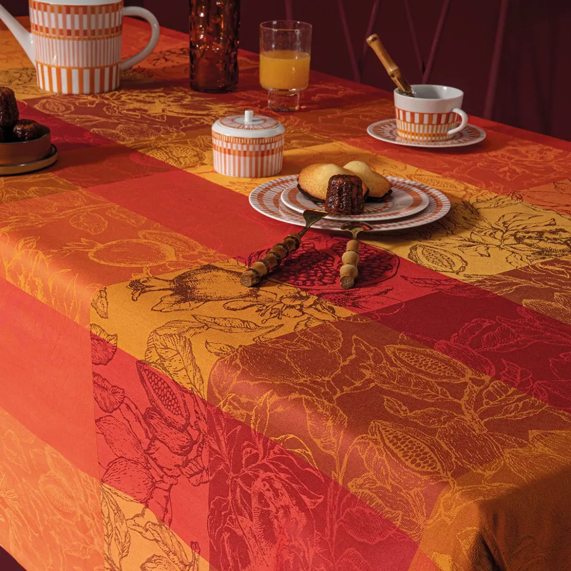 Nappe pur coton motif jacquard orange rouge Mille senteurs epices
