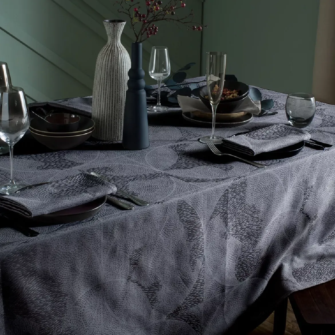 Nappe pur coton motif jacquard bleu Mille gouttes metal