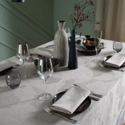 Nappe pur coton motif jacquard beige Mille gouttes nacre
