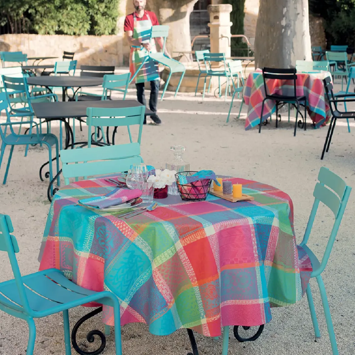 Nappe pur coton motif jacquard multicolore Mille wax cocktail