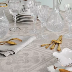 Nappe pur lin antitache motif jacquard beige Harmonie beige