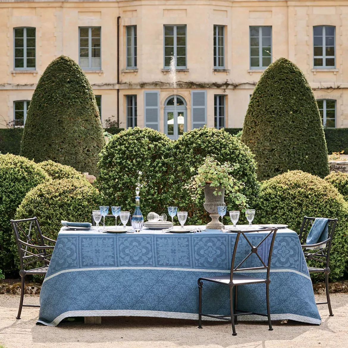 Nappe pur lin antitache motif jacquard bleu Harmonie bleu