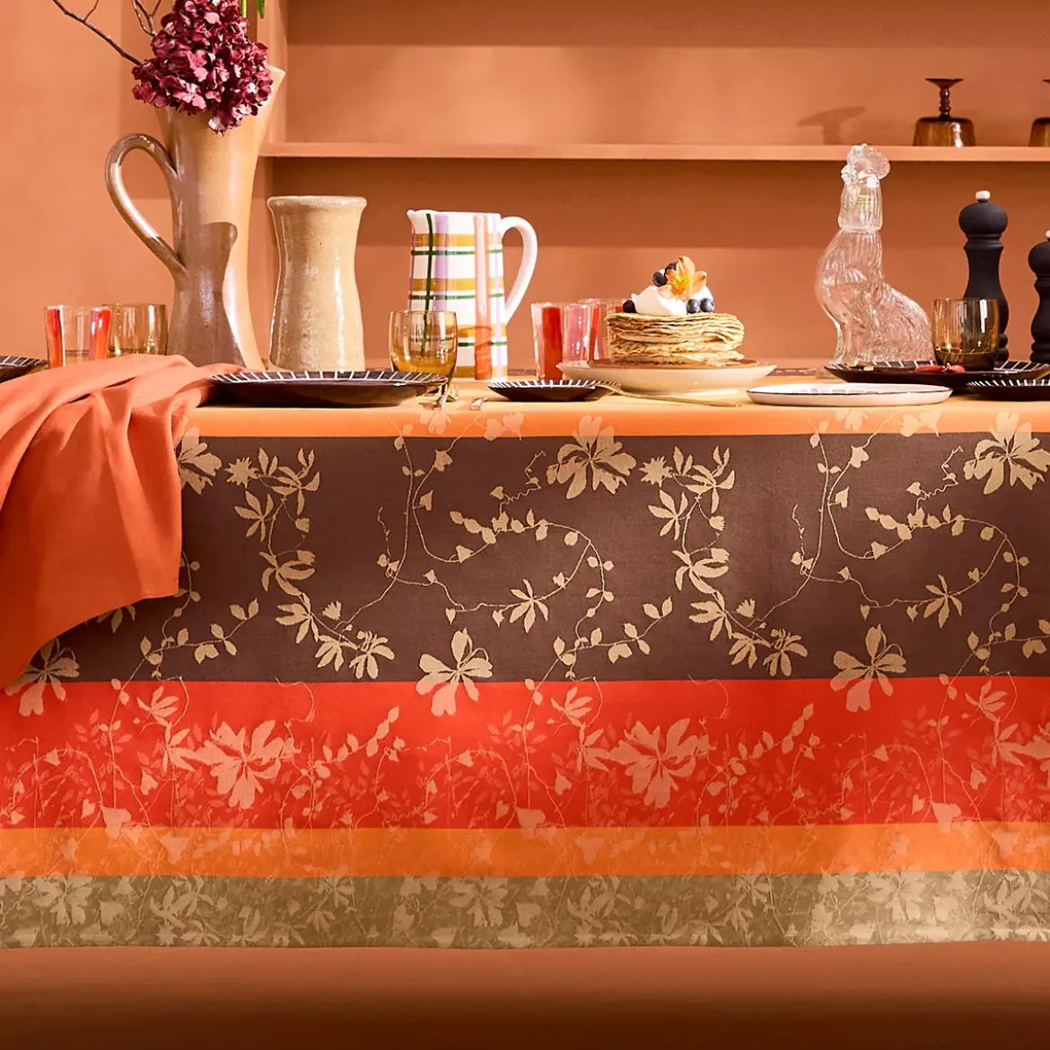 Nappe sur mesure pur coton enduit 220 g/m² motif jacquard orange marron Mille lierres automne