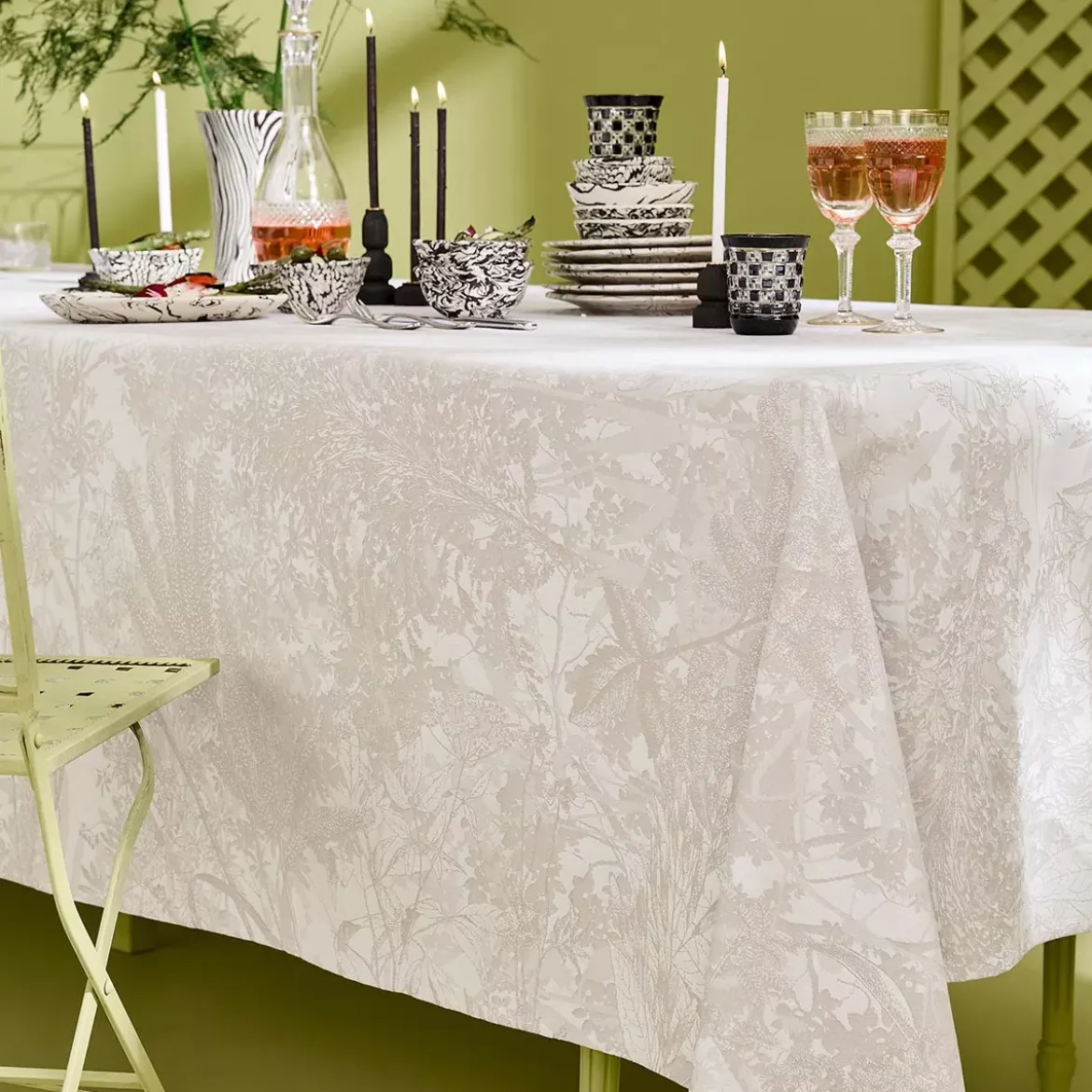 Nappe sur mesure pur coton enduit motif jacquard beige Mille esprit jardins chanvre