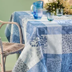 Nappe sur mesure pur coton enduit motif jacquard bleu Mille rameaux bleu