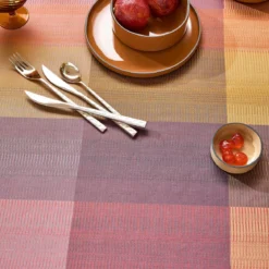 Nappe sur mesure pur coton enduit motif jacquard violet Mille ecossais velvet