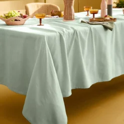 Nappe sur mesure pur coton 155 g/m² motif jacquard vert Bastide celadon