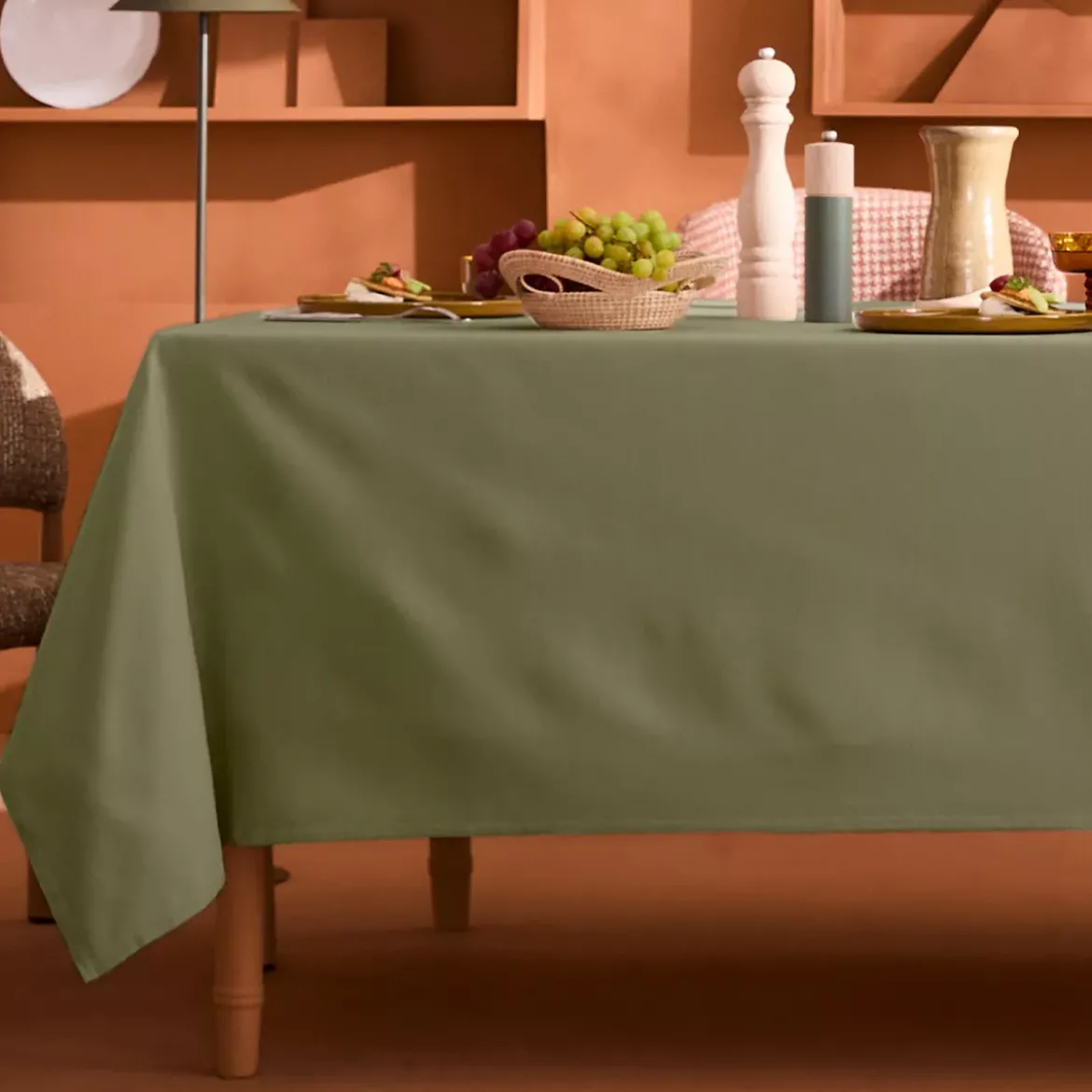 Nappe sur mesure pur coton 155 g/m² motif jacquard vert Bastide kaki