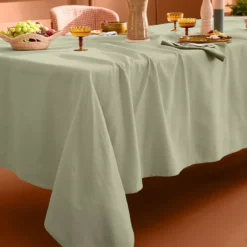 Nappe sur mesure pur coton 155 g/m² motif jacquard vert Bastide verde